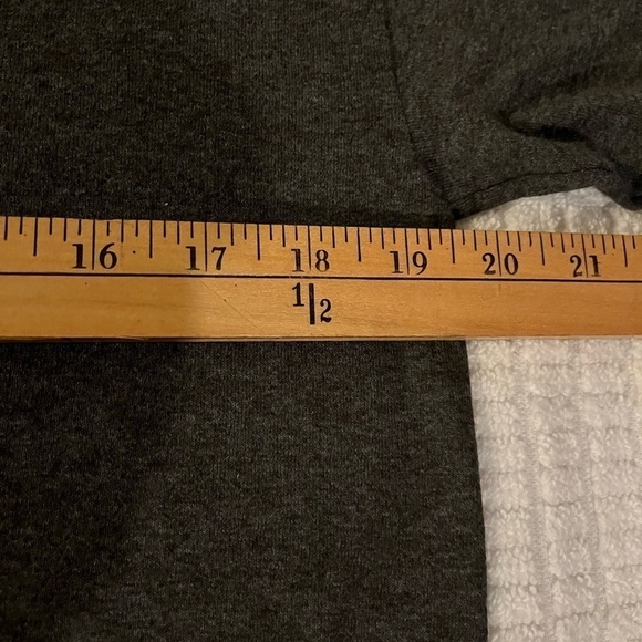 Smith & Wesson Gray Size Medium Tee - Picture 6 of 8